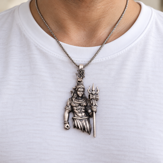925 Silver Mahadev Pendant – 10 g & 14 g (Devotion & Inner Strength)