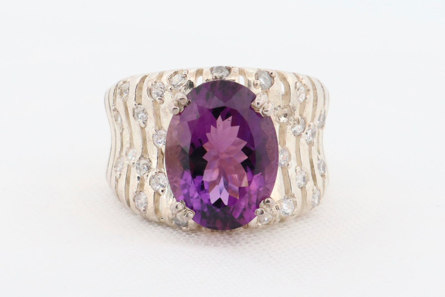 Amethyst Silver Ring Faceted Oval Cut (Sterling Silver) 10.50 gm