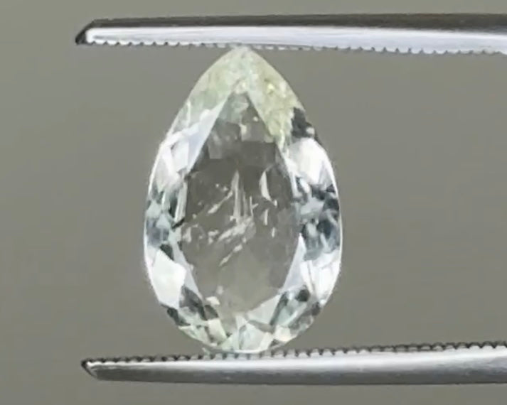 Natural Greenish Yellow Beryl 12.55 x 8.00 mm 2.61 Carat