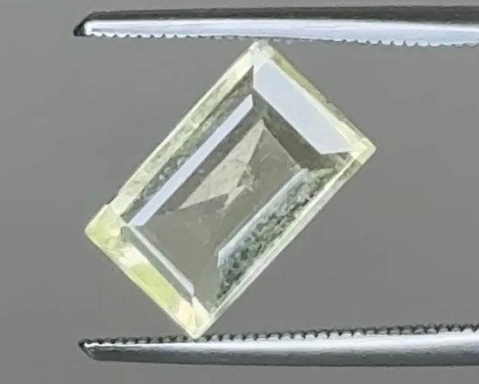 Natural Greenish Yellow Beryl 10.96 x 6.63 mm 2.68 Carat