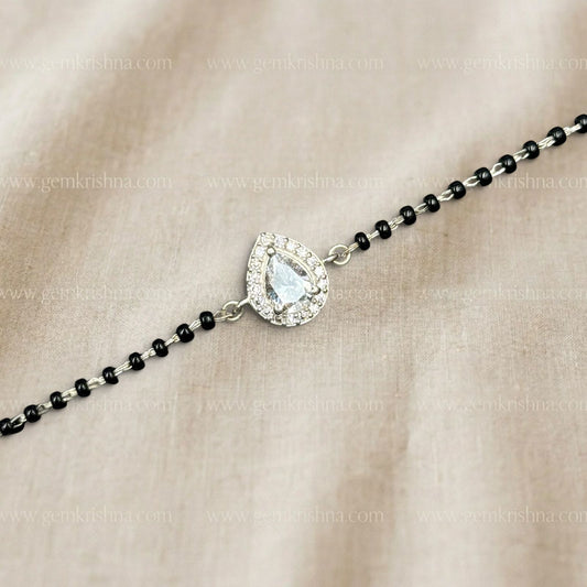 Pear Shape 925 Silver Bracelet with Black Onyx 3 Gram