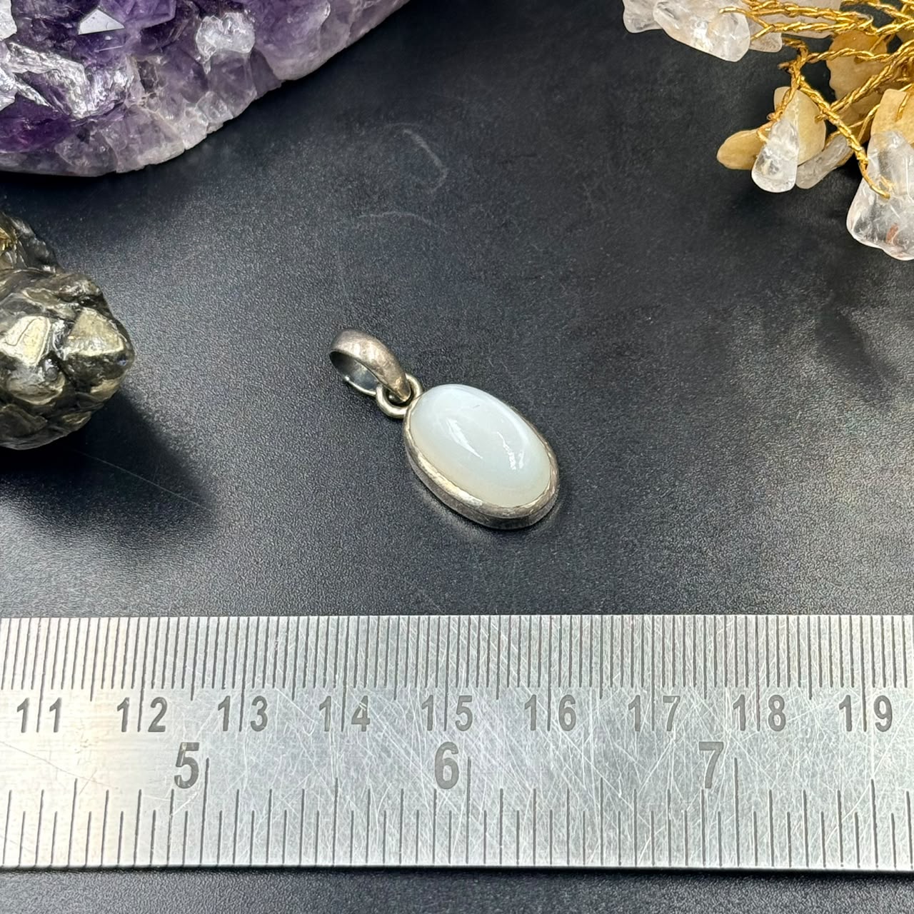 Moonstone 925 Silver Locket (Intuition & Emotional Balance)