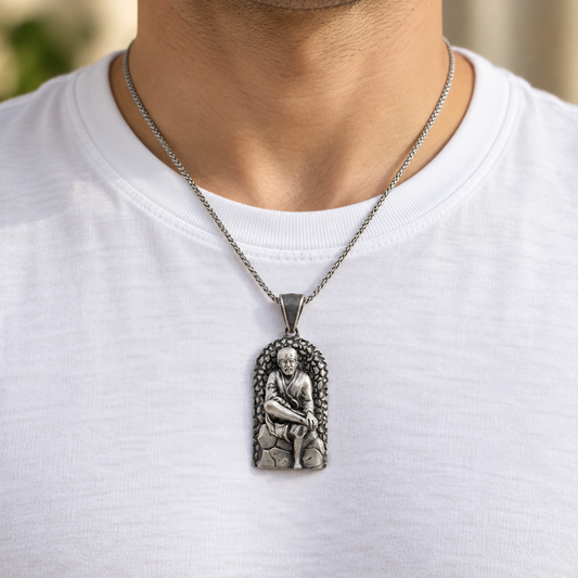 925 Silver Sai Baba Murti Pendant – 14 g (Faith & Patience)