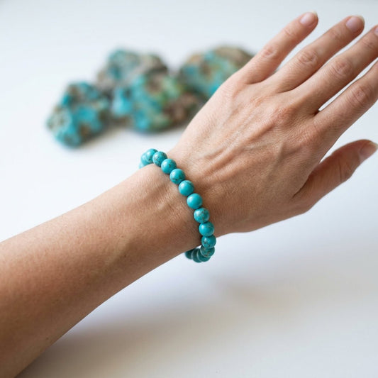 Turquoise Bracelet: Meaning, Benefits, Protection, Communication and Throat Chakra Healing - GemKrishna