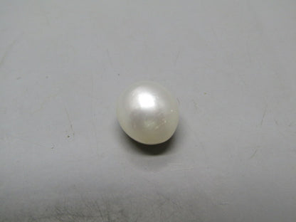 Pearl South Sea (Moti) 9.01 Carats South Sea (Moti) 9.01 Carats CSQ0042415