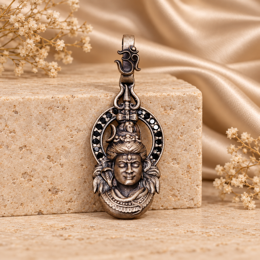 925 Silver Calm Mahadev Pendant – 10 g (Devotion & Inner Strength)