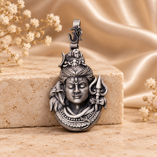 925 Silver Mahadev Face Pendant – 13 g (Devotion & Inner Strength)
