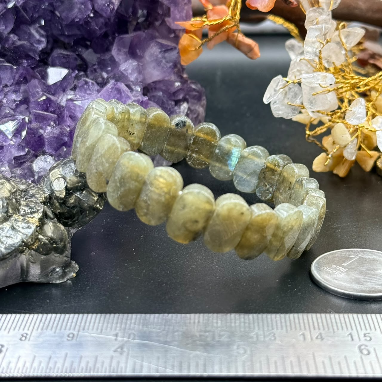 Labradorite Oval Flat Bead Bracelet (Protection & Intuition)