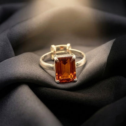 Natural Siloni Gomedh Adjustable 925 Silver Ring Size (1 Ratti to 21 Ratti)