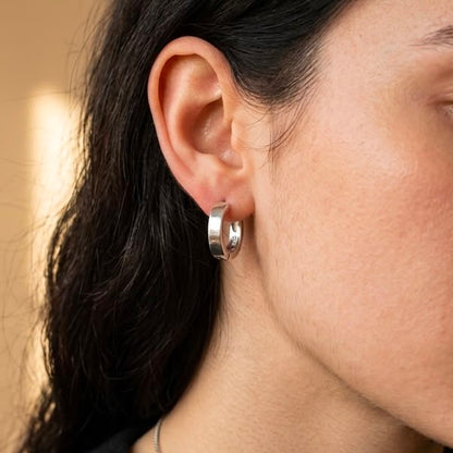 Silver Bali Hoop Earrings with Hinged Lock (925 silver)
