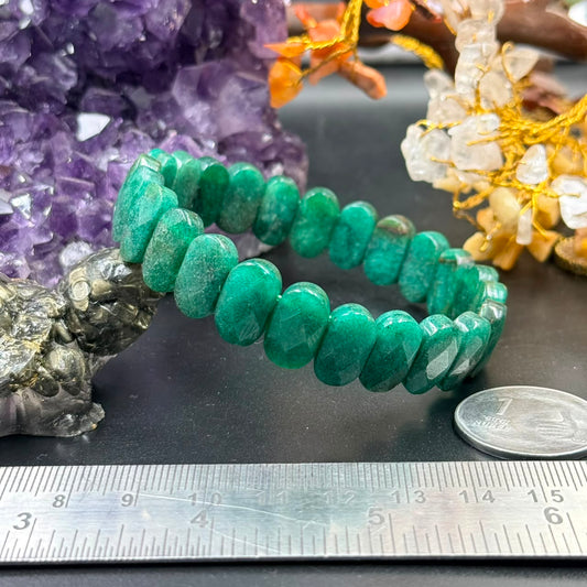 Green Aventurine Oval Faceted Flat Bead Bracelet (Luck & Prosperity)