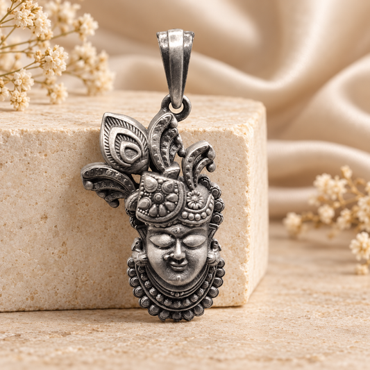 925 Silver Shrinathji Face Pendant – 9 g (Devotion & Grace)