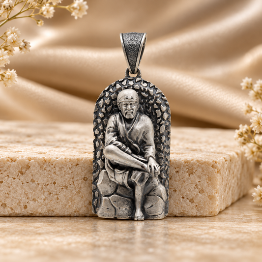 925 Silver Sai Baba Murti Pendant – 14 g (Faith & Patience)