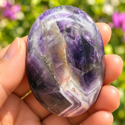 Amethyst Palm Stone 100 Gram (Calm, Clarity & Inner Peace)