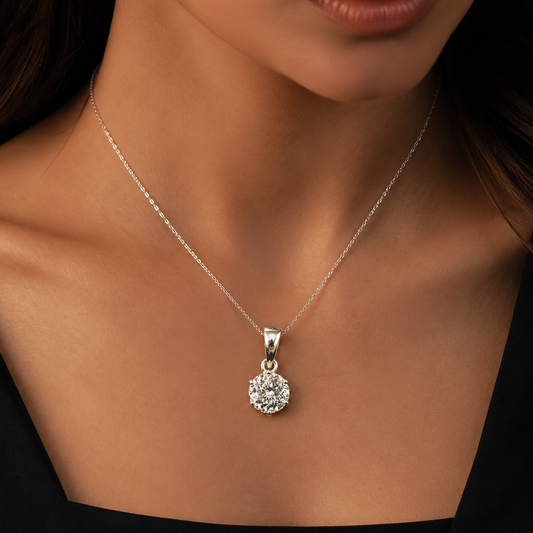 2.50 carat cubic zirconia pendant in 925 silver with round stone, worn on a chain