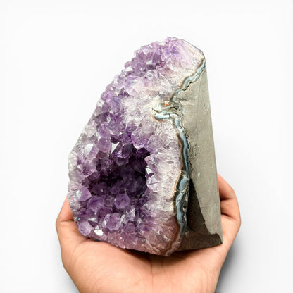 Amethyst Cluster Raw Geode Cave 2 kg