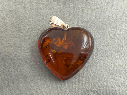 Natural Amber Sterling Silver Heart locket  9.04 gram
