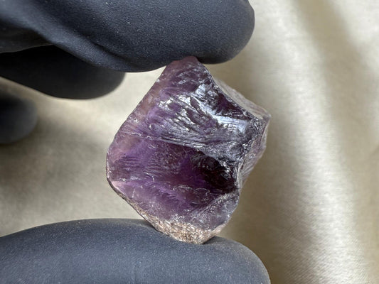 Natural Rough Amethyst Stone  12 GRAMS