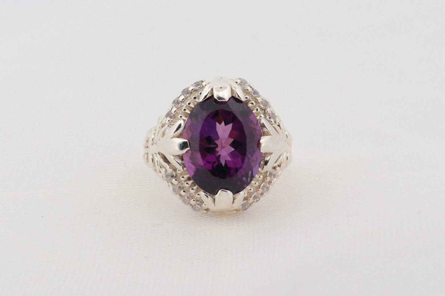 Amethyst Silver Ring Faceted Oval Cut (Sterling Silver) 12.62 gm
