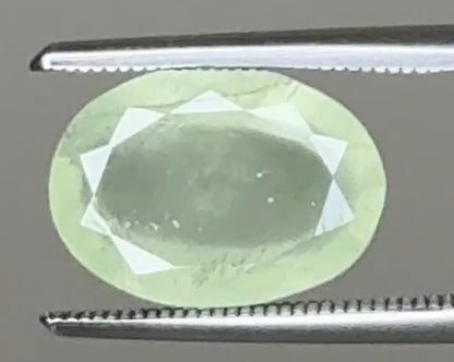 Natural Greenish Yellow Beryl 9.01 x 12.50 mm 7.17 Carat product video 1