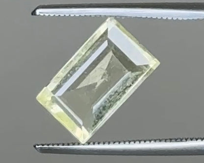 Natural Greenish Yellow Beryl 10.96 x 6.63 mm 2.68 Carat product video 1
