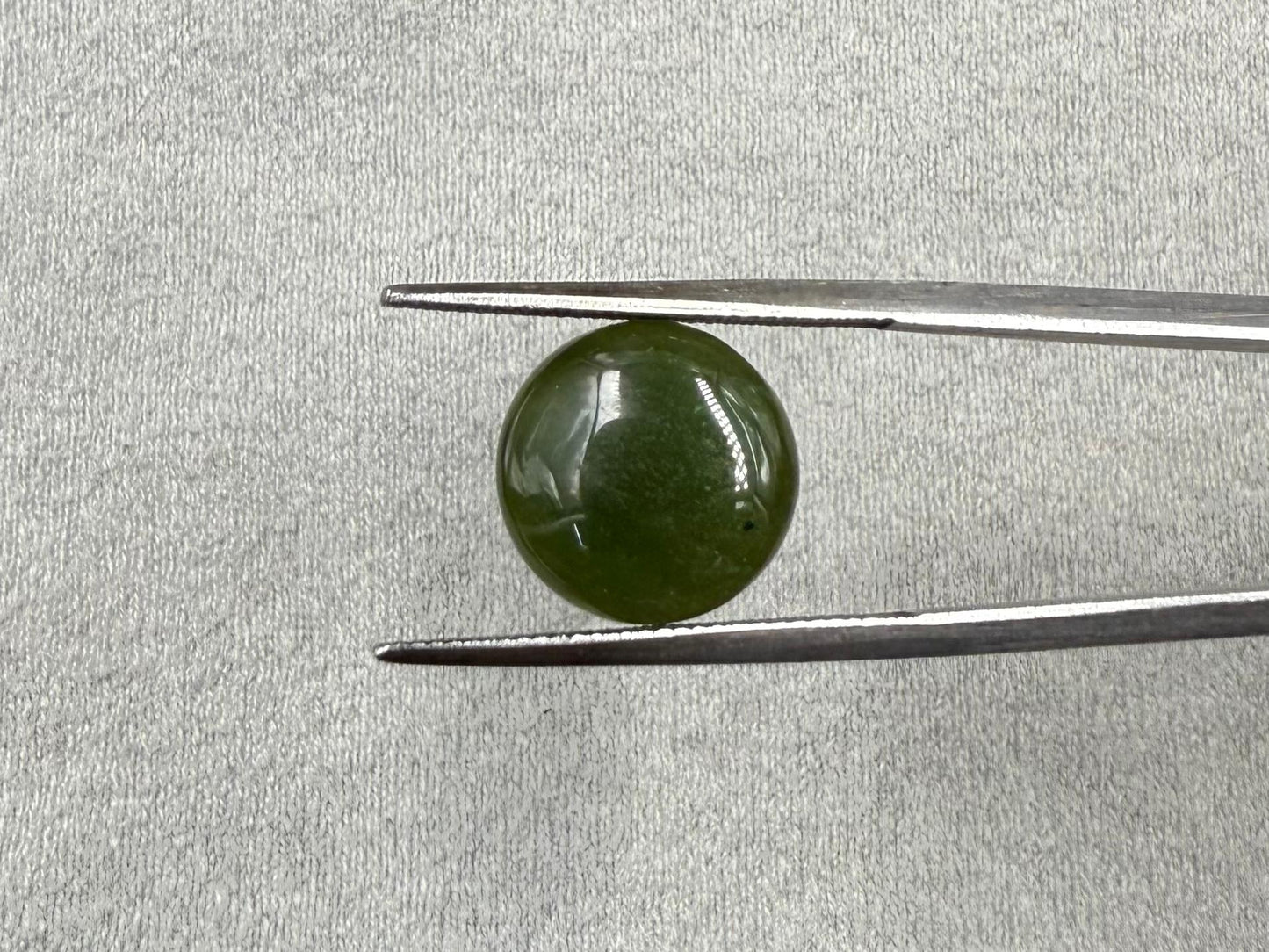 Natural Naphrite Jade  12mm  4.62 carat