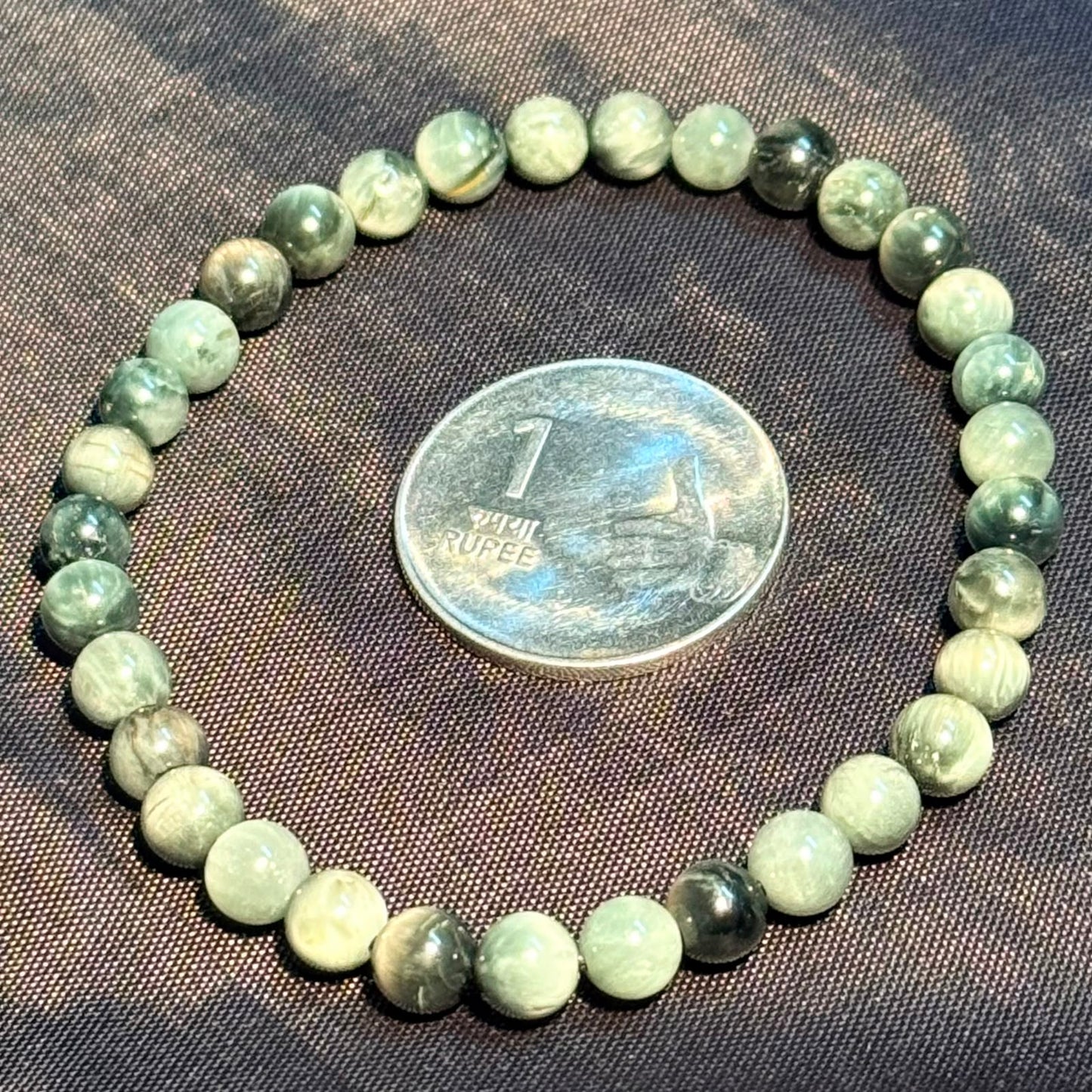 Black Cat’s Eye Quartz Bracelet (Protection & Focus)