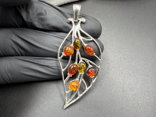 Amber leaf sterling silver Locket   5.56 gram