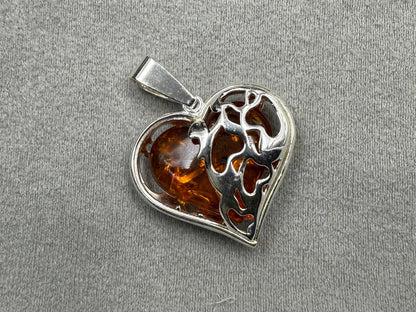 Natural Amber Sterling Silver Heart Cage locket  7.09gram