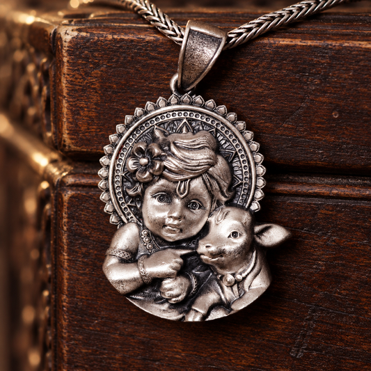 925 Silver Bal Krishna Shepherd Pendant – 10 g (Love & Devotion)