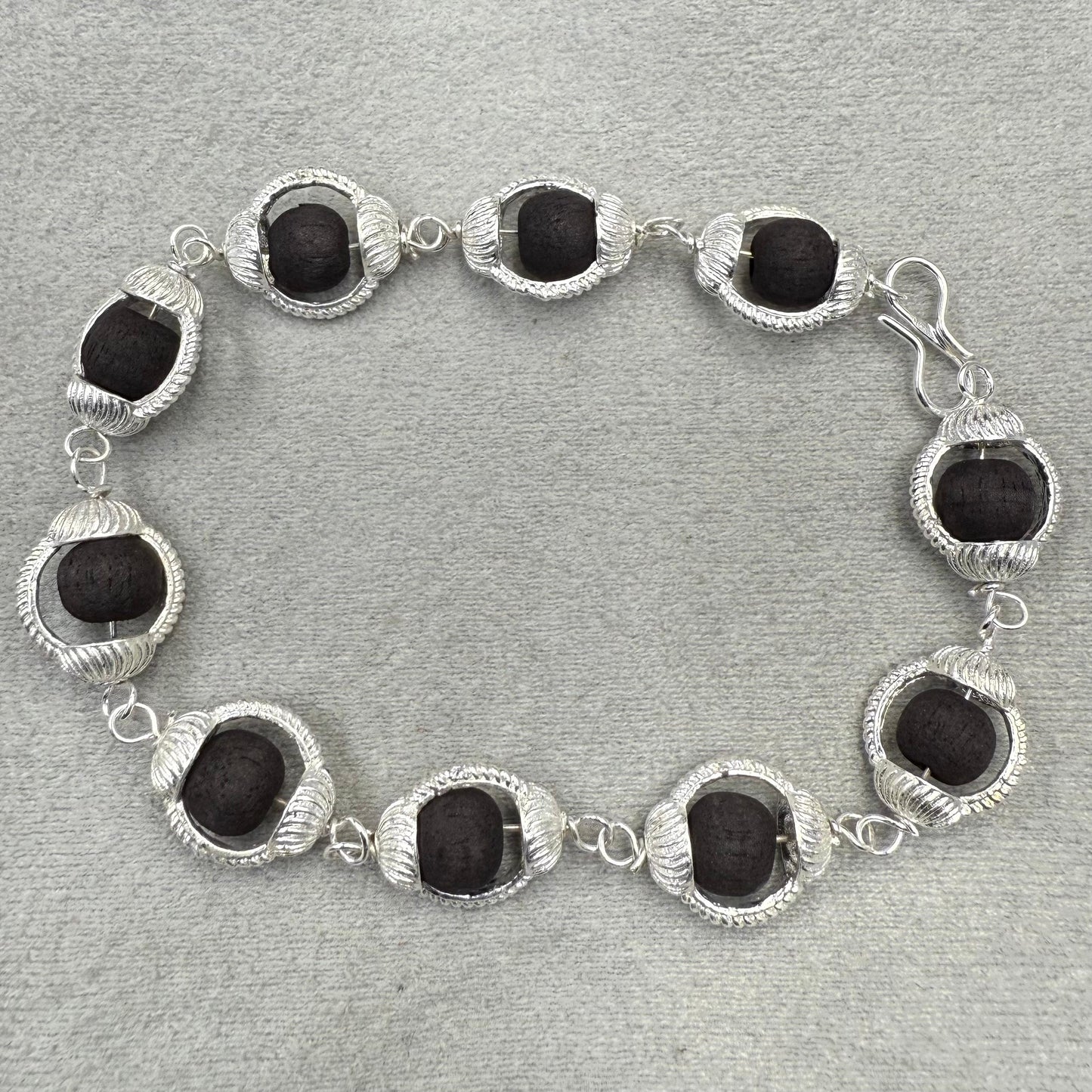 Karanguli Metal Bracelet