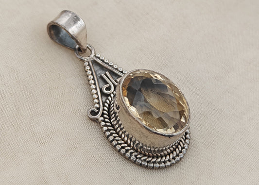 Citrine Locket Antique Finish (Sterling Silver) 11.92gm