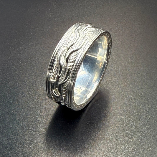 925 Sterling Silver Wide Band Ring | 15g Total Weight | Engraved Wing and Feather Motif | Carving Detailed Finish |