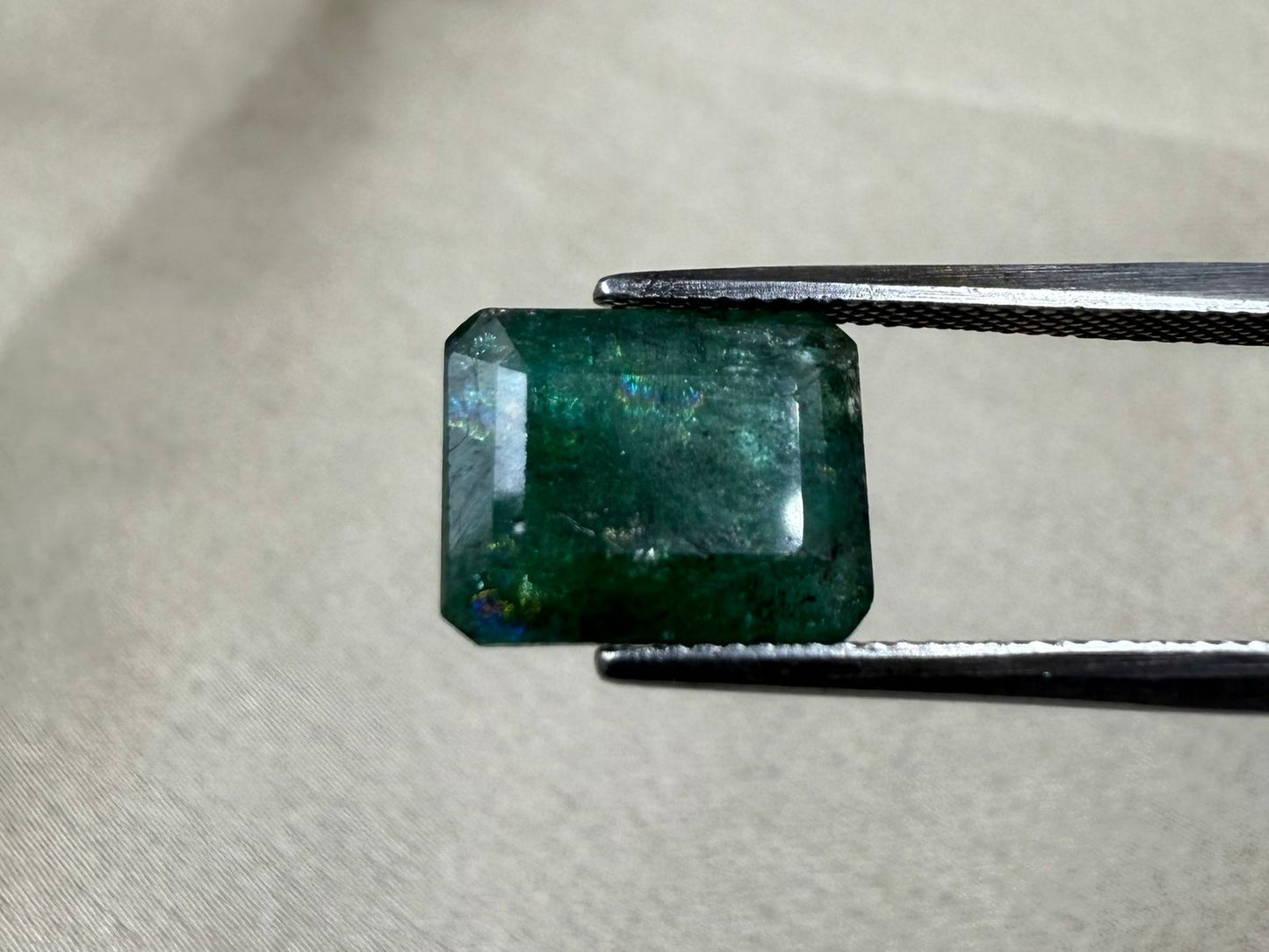 Natural Emerald  Square Shape cut stone  3.70 carat