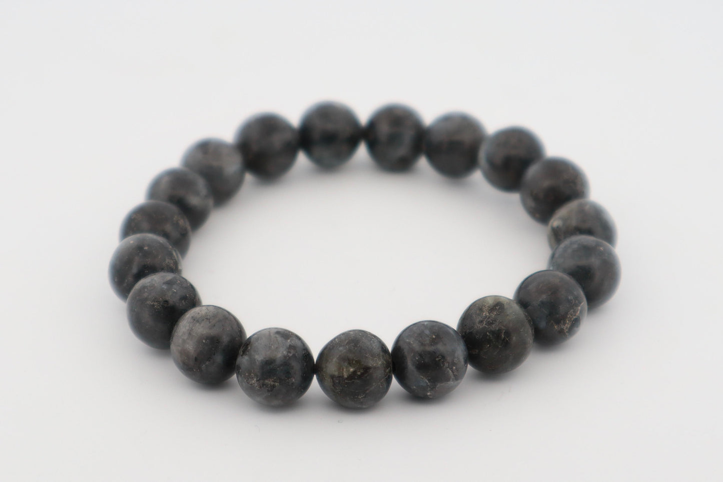 Labradorite Black and White Bracelet (Awakens Intuition and Protects Energy) ⚫⚪✨