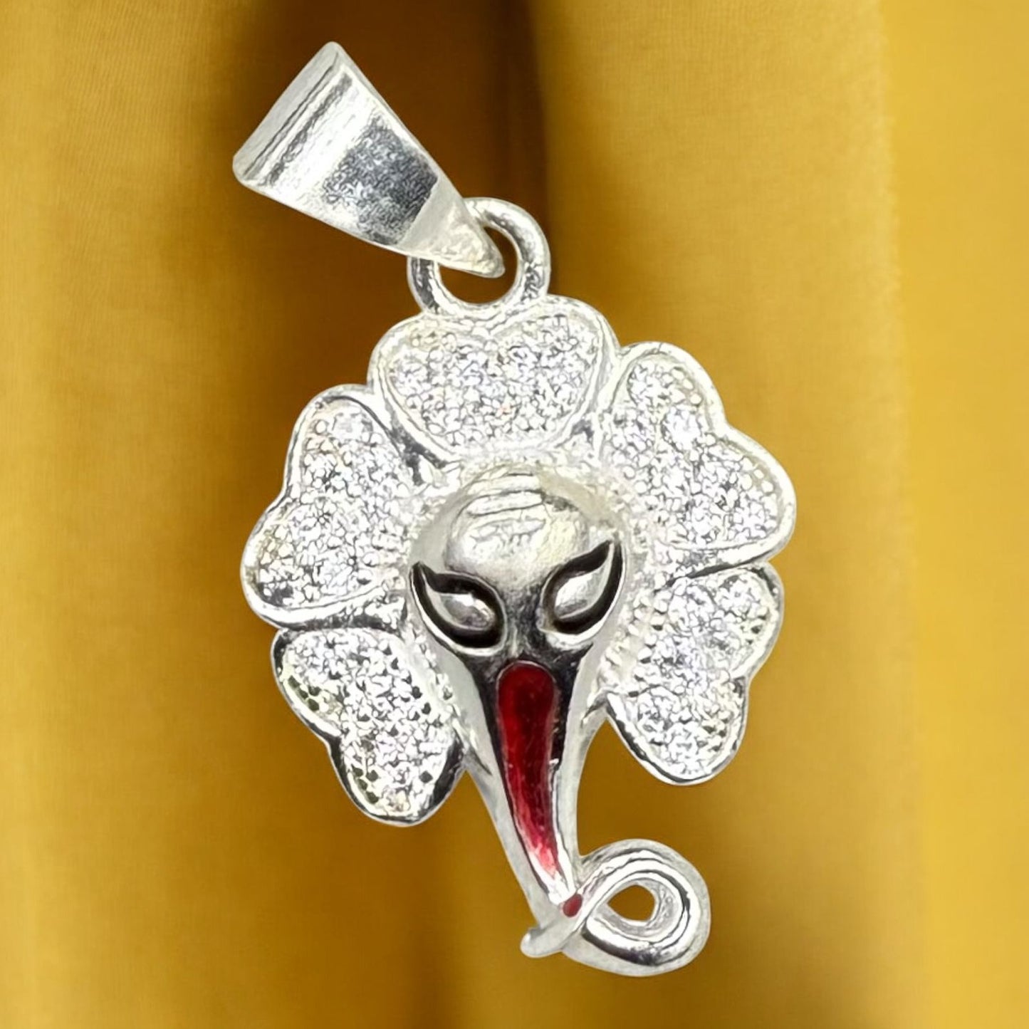 Ganesh Ji {sund} Sterling Silver Locket