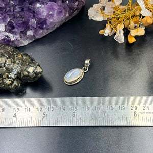 Oval Stone  4.88 Grams
