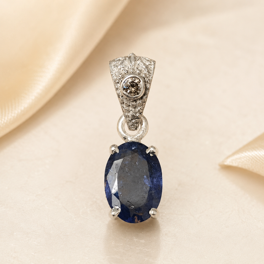 925 silver pendant setting with oval blue tanzanite and small lab-grown diamond detail