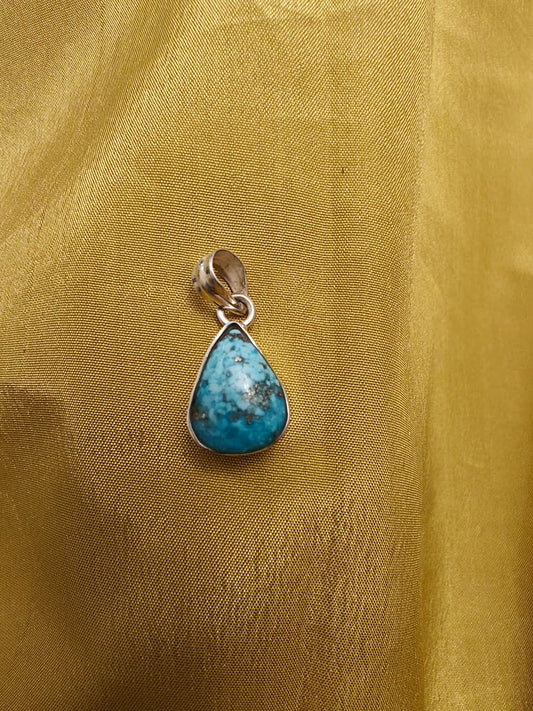 Triangular shape Turquoise (Firoza) Sterling Silver Locket 5 gram