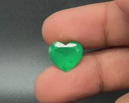Natural Emerald Heart Shape 5.68 Carats Report No. 73205340102 (GSI Certified)