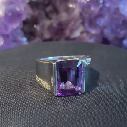 Emerald-Cut Amethyst Modern 925 Sterling Silver Ring