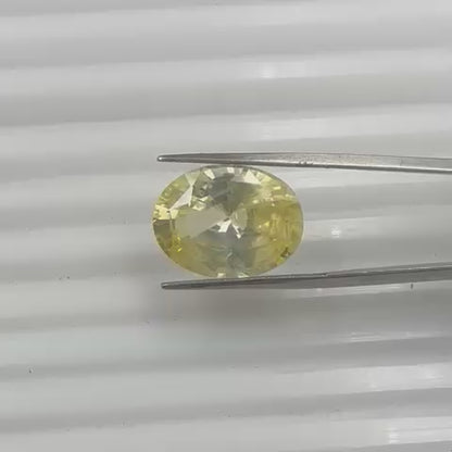 Natural Yellow sapphire  Oval Shaped Cut  17.09 carat