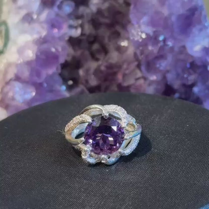Natural Oval-Cut Amethyst Floral Halo 925 Sterling Silver Ring