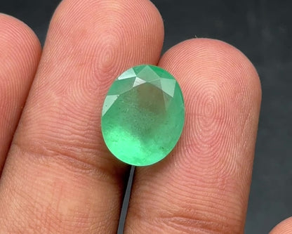 Natural Emerald Oval Shape 8.43 Carats Report No. 73903980102 (GSI Certified)