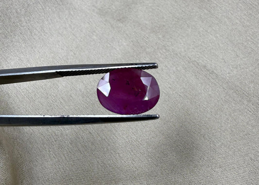 Natural Ruby   Oval cut Stone  4.32 carat